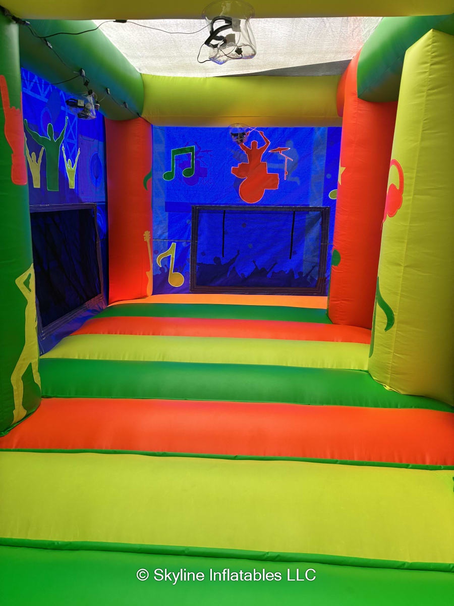 The Main Stage Mega Bounce House *DRY ONLY - Bounce House Rentals in ...